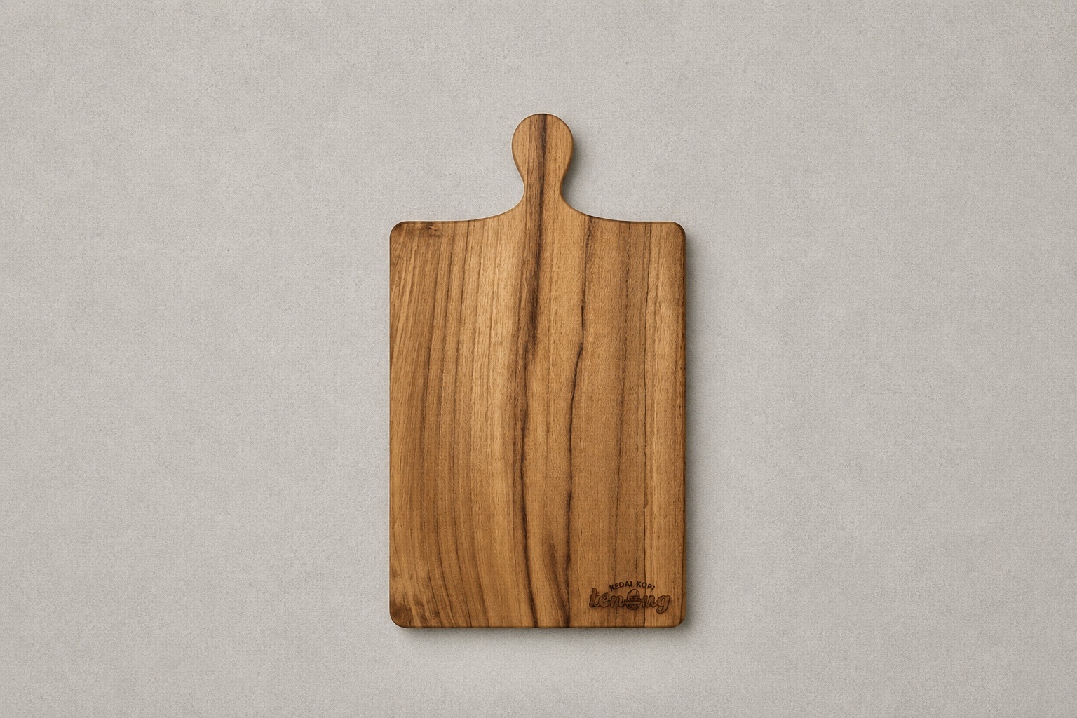 Wooden serving board with knob handle