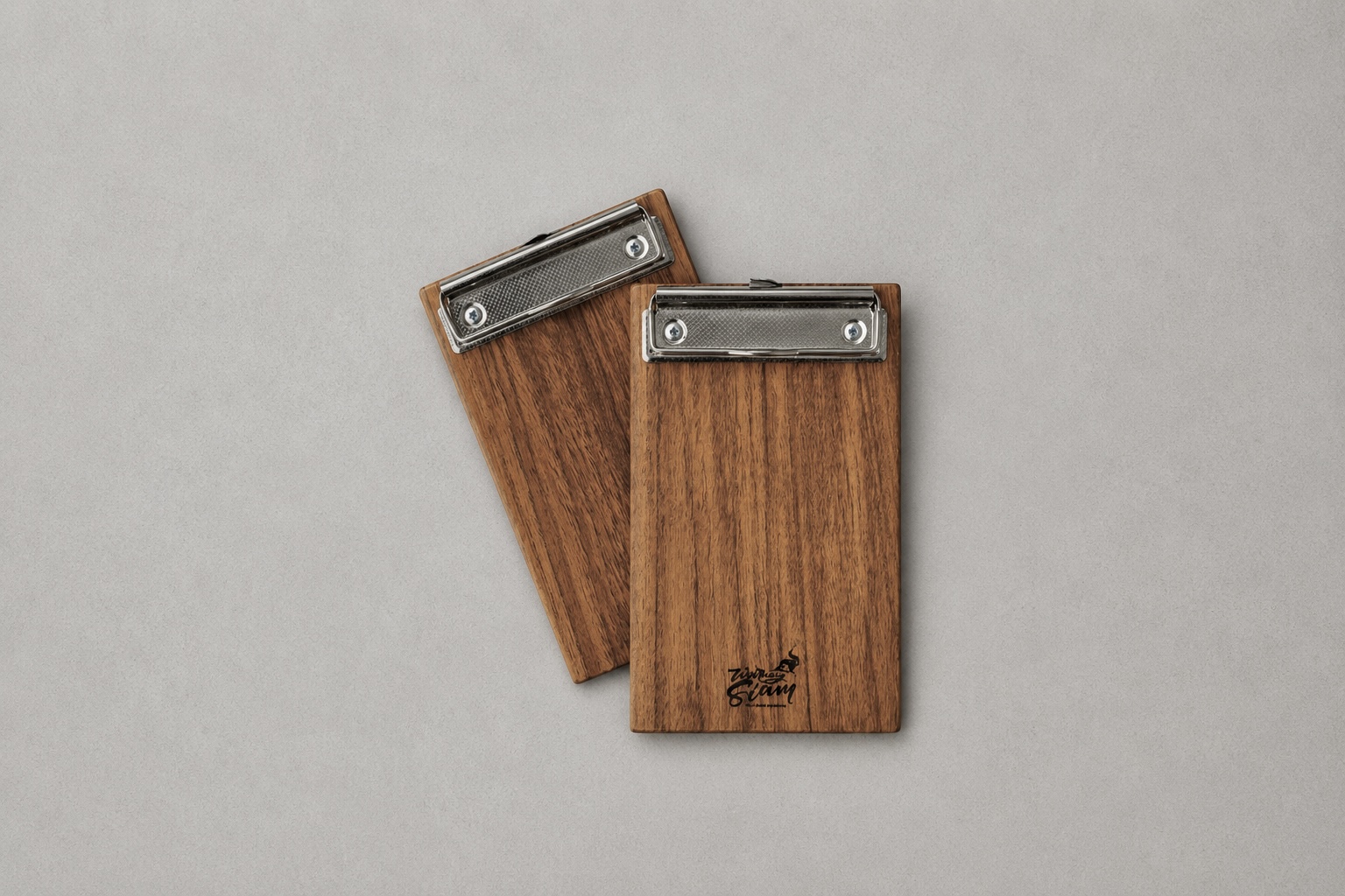 Wooden bill presenter with clip